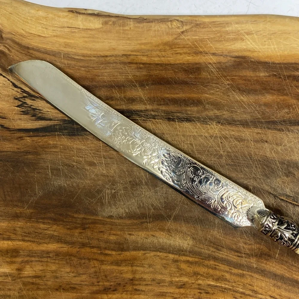 International Silver Company Cake Knife Server Silverplate Crown Handle